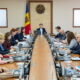 Guvernul anunță reangajarea asistenților personali din Chișinău. Recean îl acuză pe Ceban de decizii ilegale