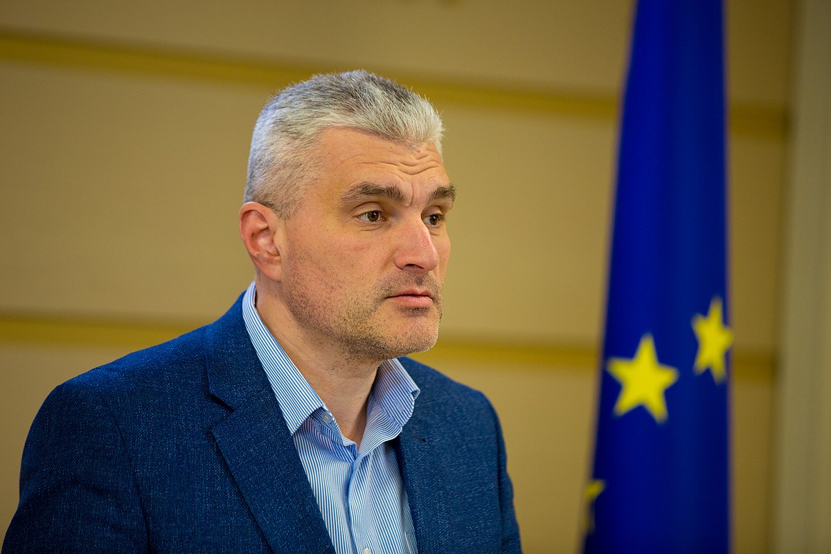 Slusari dezvăluie de ce primarul de la Căușeni a fost scos din funcție: A refuzat să se alăture PAS