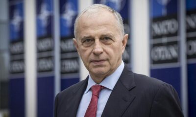Secretarul General Adjunct al NATO, Mircea Geoană, a condamnat „atacurile teroriste nejustificate și criminale” comise de Hamas împotriva Statului Israel