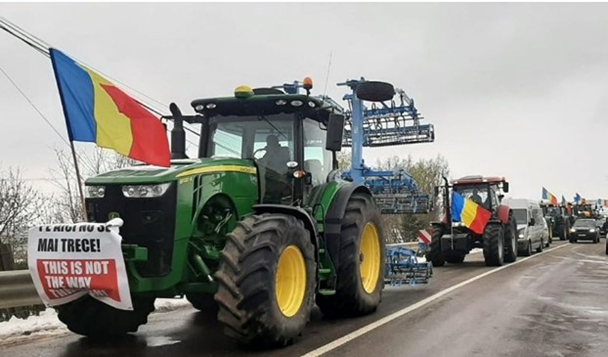 Fermierii români amenință blocarea vămii Albița - Leușeni
