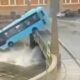 VDEO Tragedie în Sankt Petersburg: Autobuz căzut de pe pod, patru morți și alți patru în stare critică